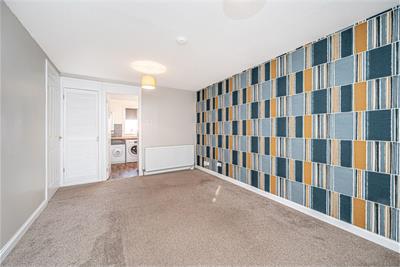 8 Meadowfield, Dalgety Bay, KY11 9UT - image 4