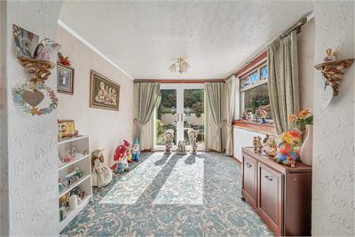 61 Evershed Drive, Dunfermline, KY11 8RF - image 5