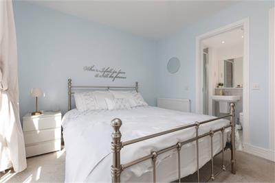 Flat 4, 1 Poppy Cruick, Edinburgh, EH4 8FL - image 12