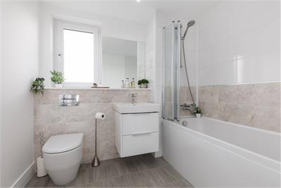 Flat 4, 1 Poppy Cruick, Edinburgh, EH4 8FL - image 16