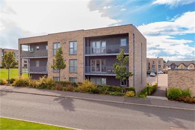 Flat 4, 1 Poppy Cruick, Edinburgh, EH4 8FL - image 1