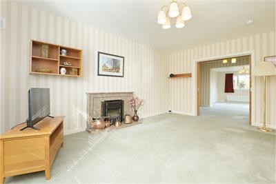 37 Dalmahoy Crescent, Balerno, EH14 7BZ - image 2