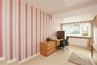 37 Dalmahoy Crescent, Balerno, EH14 7BZ - image 34