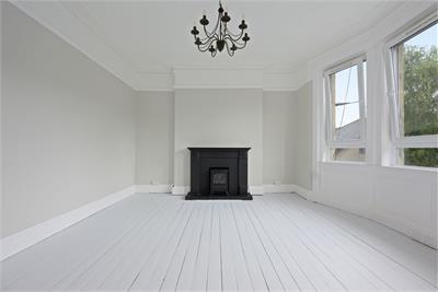 Flat 3, 27 Church Street, Inverkeithing, KY11 1LG - image 5