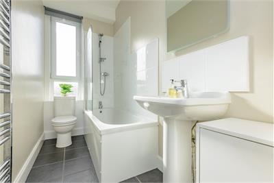12/10 Merchiston Grove EH11 1PW - image 12