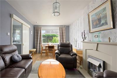 16 Heather Grove, Dunfermline, KY11 8DB - image 3