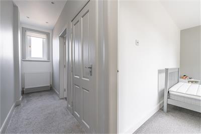 33 Stenhouse Drive, Edinburgh, EH11 3JR - image 4