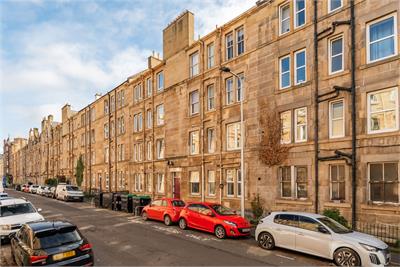 19/14 Watson Crescent, Edinburgh, EH11 1HA - image 1