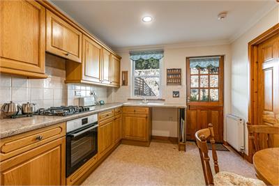 4 Abbey Court, Melrose, TD6 9LR - image 10