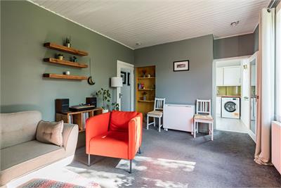 75 Broomfield Crescent, Edinburgh, EH12 7LU - image 2