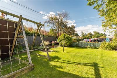75 Broomfield Crescent, Edinburgh, EH12 7LU - image 9