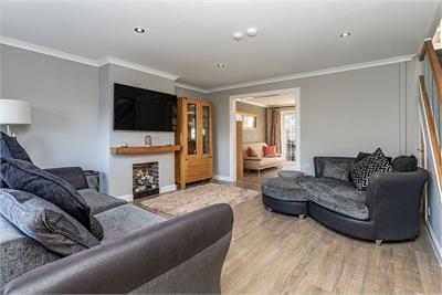 254 Baberton Mains Drive, Baberton, Edinburgh, EH14 3EB - image 3