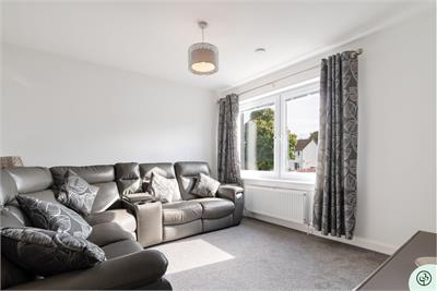 50 Loganswell Drive, Glasgow, G46 8QL - image 2