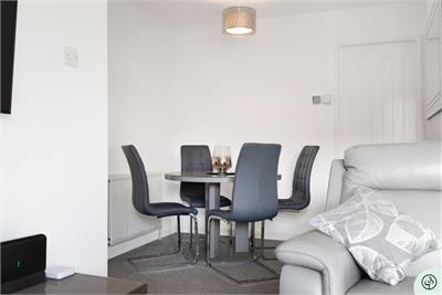 50 Loganswell Drive, Glasgow, G46 8QL - image 4