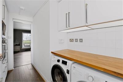 Flat 10, 12 Riverview Place, Glasgow, G5 8EH - image 6