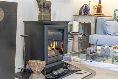 6 East Werberside, Fettes, Edinburgh, EH4 1SU - image 5