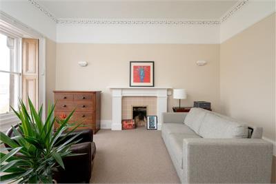 1/6 Glengyle Terrace, Edinburgh, EH3 9LL - image 12