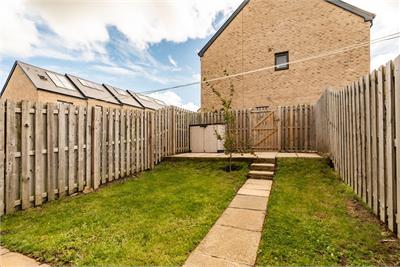 17 Broomview Path, Edinburgh, EH11 4FH - image 12