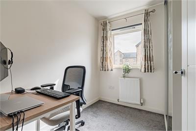 17 Broomview Path, Edinburgh, EH11 4FH - image 7