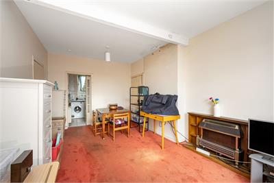 114/2 Stenhouse Avenue, Saughton, Edinburgh, EH11 3DB - image 3