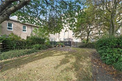 213/5 Great Junction Street, Edinburgh, EH6 5RU - image 20