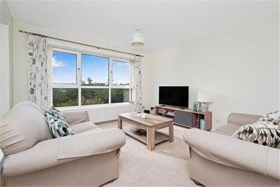 213/5 Great Junction Street, Edinburgh, EH6 5RU - image 8