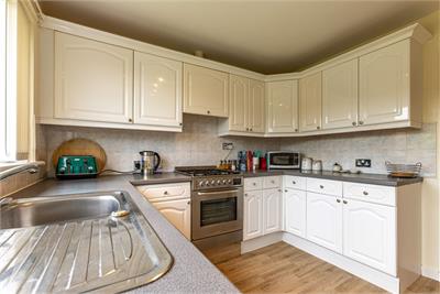 3 Plumdon Park Avenue, Annan, DG12 6EY - image 12
