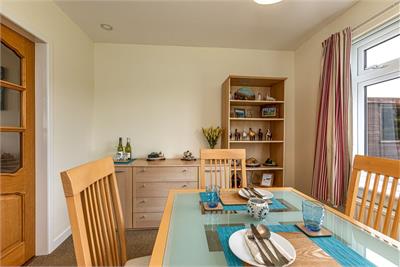 3 Plumdon Park Avenue, Annan, DG12 6EY - image 9