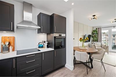 17 Mauseley Park, Cammo, Edinburgh, EH4 8FB - image 8