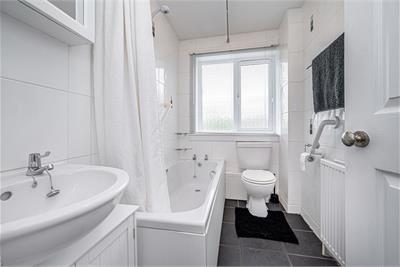 35 Menteith Drive, Dunfermline, KY11 8RR - image 10