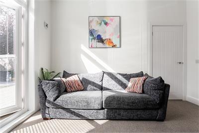 74 Moredun Park Gardens, Edinburgh, EH17 7LG - image 4