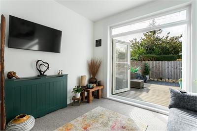 74 Moredun Park Gardens, Edinburgh, EH17 7LG - image 5