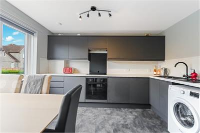 13C St. Margarets Well, Dunfermline, KY12 0HZ - image 10