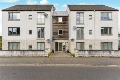 13C St. Margarets Well, Dunfermline, KY12 0HZ - image 1