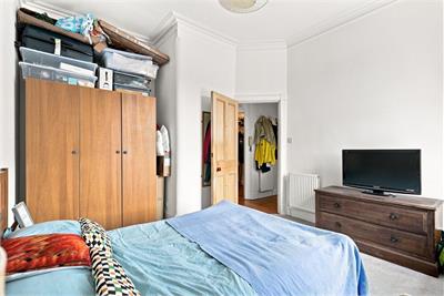 3F2, 5 Comely Bank Row, EDINBURGH, EH4 1DZ - image 11