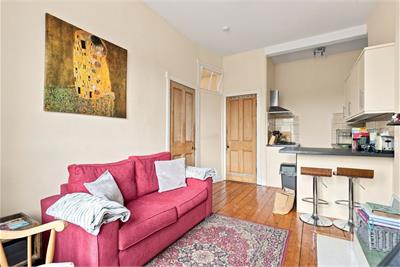 3F2, 5 Comely Bank Row, EDINBURGH, EH4 1DZ - image 13