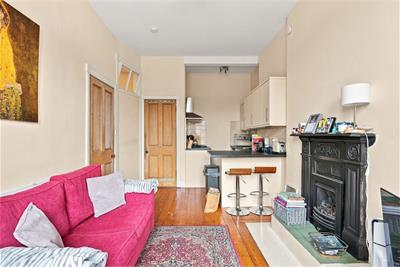 3F2, 5 Comely Bank Row, EDINBURGH, EH4 1DZ - image 5