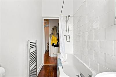 3F2, 5 Comely Bank Row, EDINBURGH, EH4 1DZ - image 10