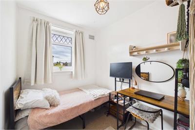 49 Silverknowes Gardens, Silverknowes, Edinburgh, EH4 5ND - image 19