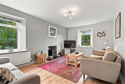 Ivy Cottage, Blyth Farm Road, Blyth Bridge, EH46 7DG - image 2
