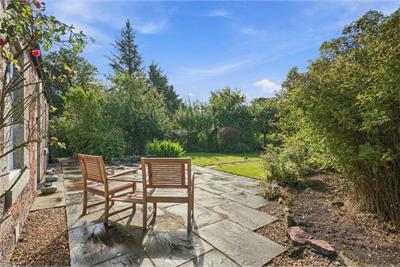 Ivy Cottage, Blyth Farm Road, Blyth Bridge, EH46 7DG - image 4