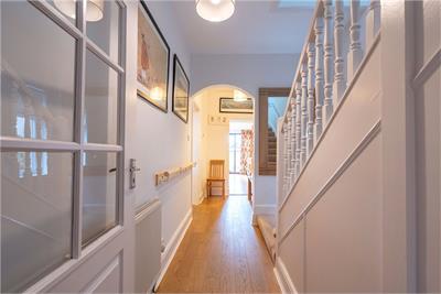 48 Hermitage Park, Leith, Edinburgh, EH6 8HA - image 2