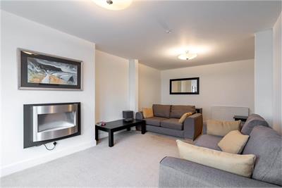 48 Hermitage Park, Leith, Edinburgh, EH6 8HA - image 3