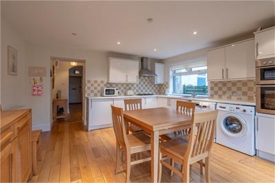 48 Hermitage Park, Leith, Edinburgh, EH6 8HA - image 9