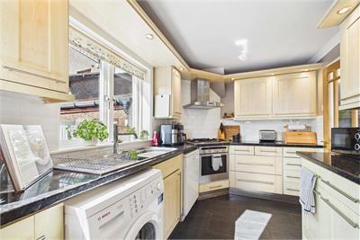 22 Swanston Crescent, Edinburgh, EH10 7EL - image 5