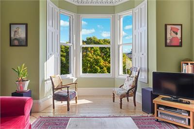 15/3F1 Gladstone Terrace, Edinburgh, EH9 1LS - image 2