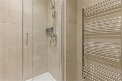 2/15 Powderhall Brae, Edinburgh, EH7 4GD - image 11