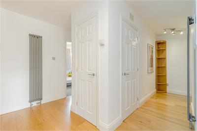 2/15 Powderhall Brae, Edinburgh, EH7 4GD - image 12