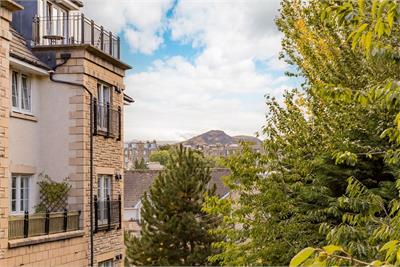 2/15 Powderhall Brae, Edinburgh, EH7 4GD - image 16
