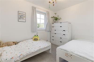 2/15 Powderhall Brae, Edinburgh, EH7 4GD - image 21